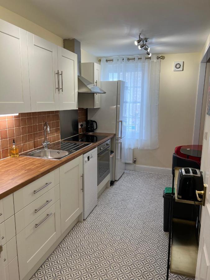 Glastonbury High Street Sanctuary- 2 Bd, Sleeps 4 외부 사진